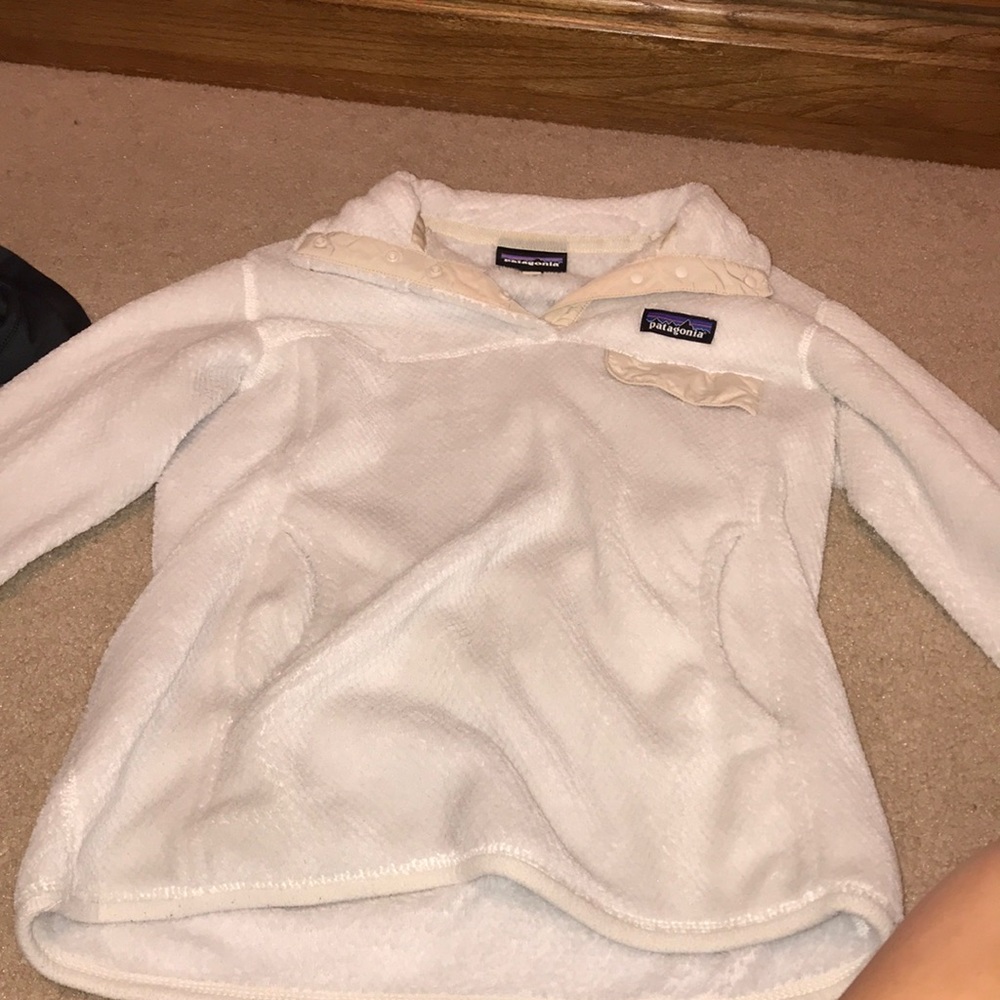 patagonia white jacket size small